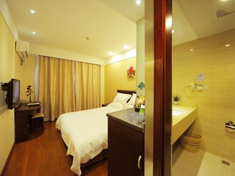 Greentree Inn Shanghai West Huaxia Road Metro Station Express Hotel Екстериор снимка