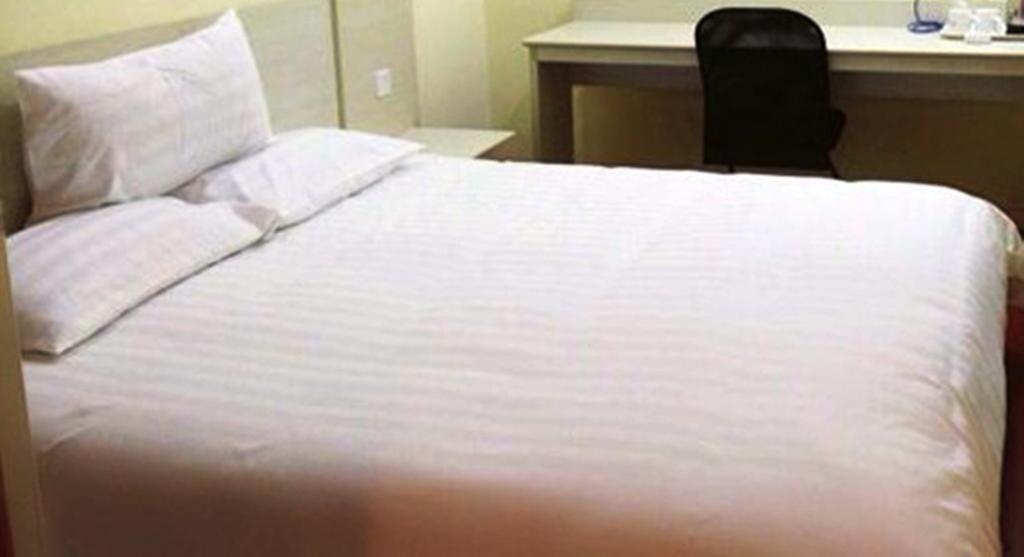 Greentree Inn Shanghai West Huaxia Road Metro Station Express Hotel Екстериор снимка